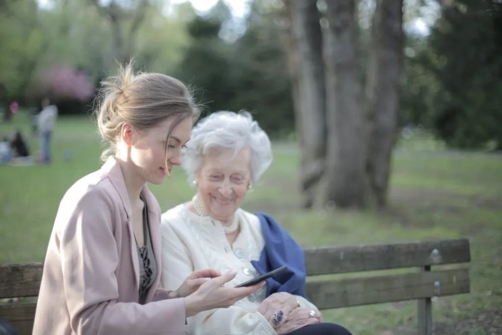 The benefits of taking NMN to middle-aged and elderly people on health and longevity 2 GSHWORLD summarizes the following eleven points for you: